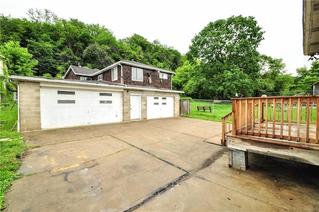1036 7th St, West Elizabeth, PA 15088 - detached garage with view of scattered trees