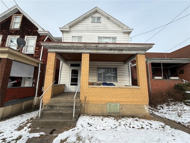 view of front of house featuring covered porch