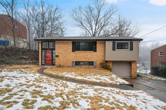 view of front of home featuring a garage