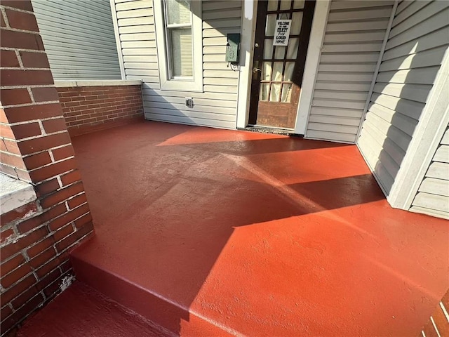 view of patio featuring covered porch