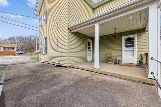 view of patio / terrace with a porch