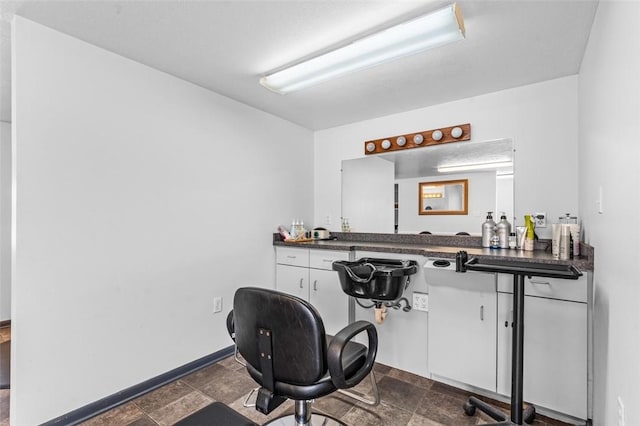 951 Buffalo St, City Of Franklin, PA 16323 - bathroom featuring stone finish flooring and baseboards