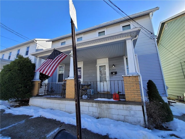 view of front of property with covered porch