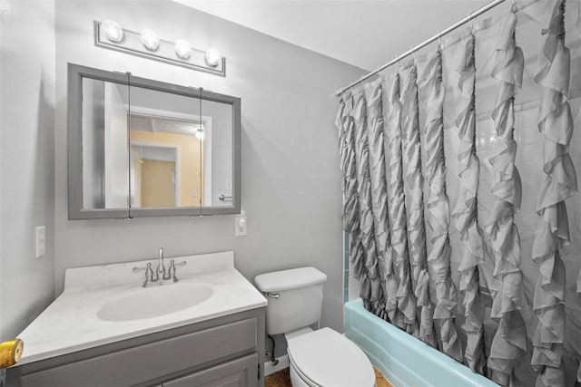 8422 Roosevelt Blvd, Mccandless, PA 15237 - full bath with vanity and shower / tub combo with curtain