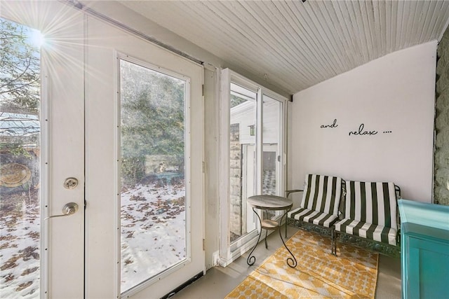 view of sunroom / solarium