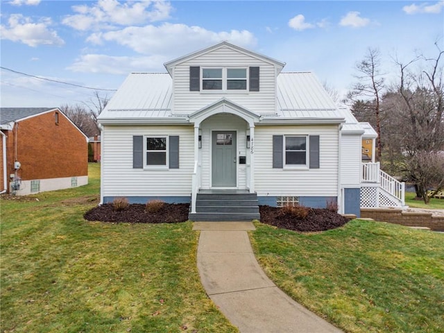 view of front facade with a front yard