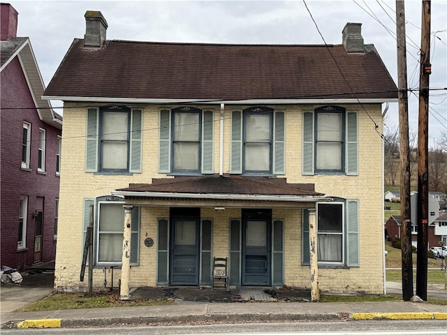 view of front of home featuring a porch