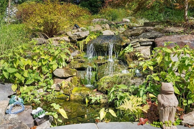 430 Woodland Rd, Edgeworth, PA 15143 - exterior view of a small pond