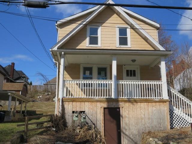 view of front of property with covered porch