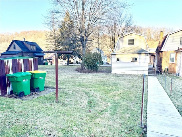 view of yard featuring fence