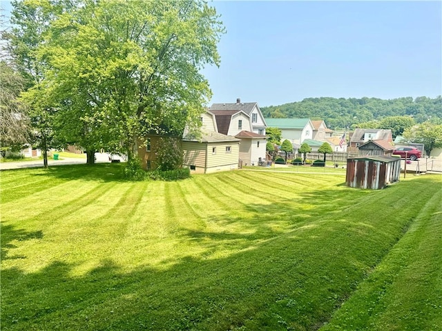 119 Whitestown Rd, Twp Of But Se, PA 16045 - view of yard with a residential view