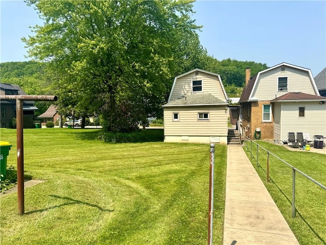 119 Whitestown Rd, Twp Of But Se, PA 16045 - view of yard