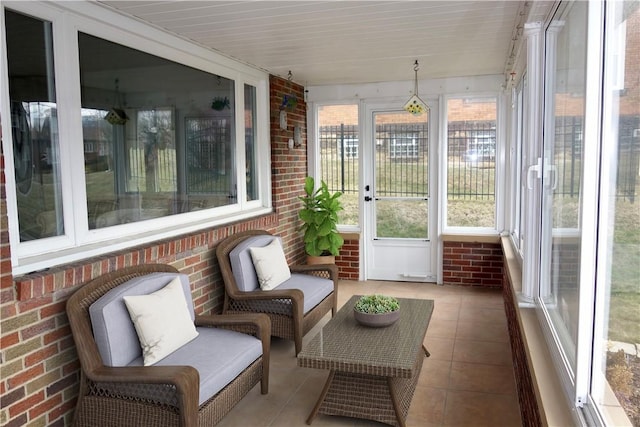 view of sunroom / solarium