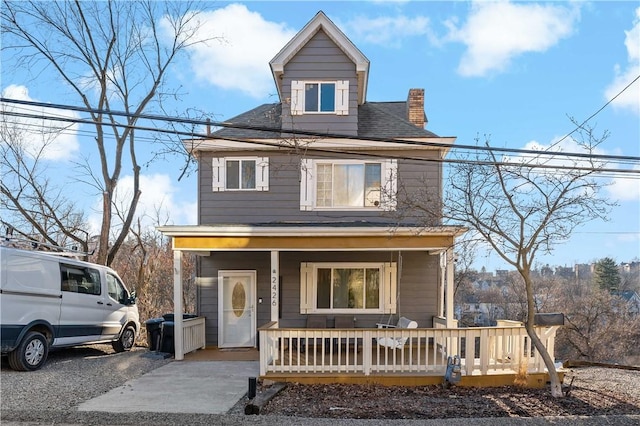 view of front of home featuring a porch