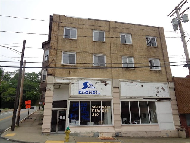438-440 Cavitt Ave, Trafford, PA 15085 - view of property