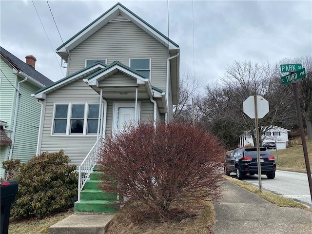 view of front of home