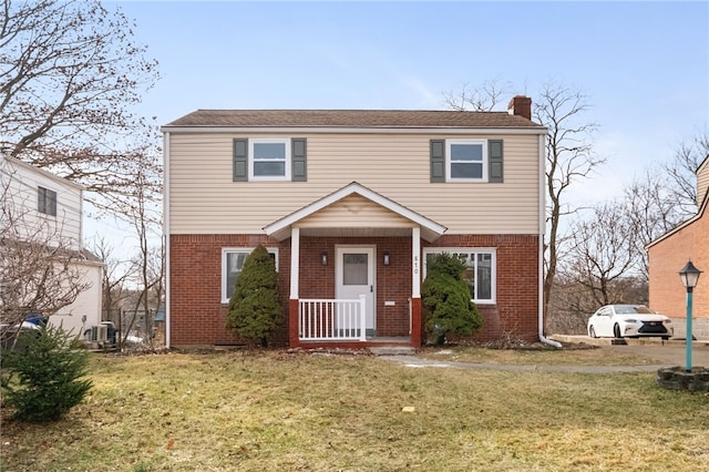 view of front of property with a front yard