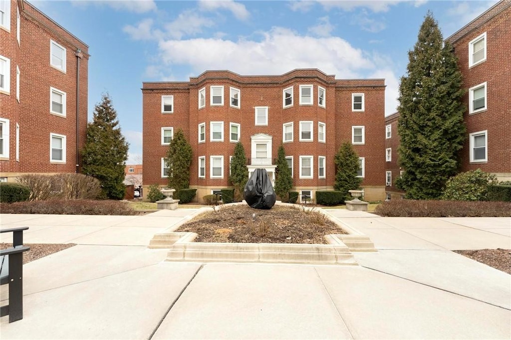view of building exterior