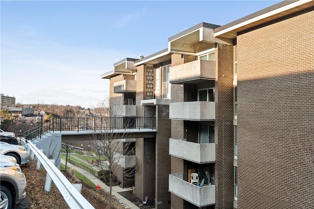 4402 Charlemagne Cir, Ross Twp, PA 15237 - view of apartment building / complex