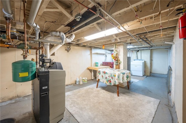 basement with washer / dryer