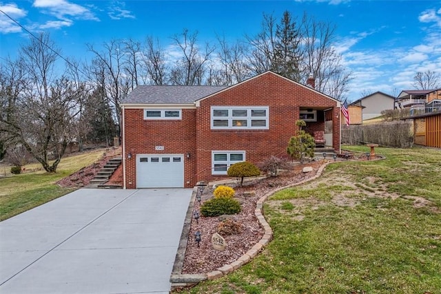 view of side of property featuring a garage and a lawn