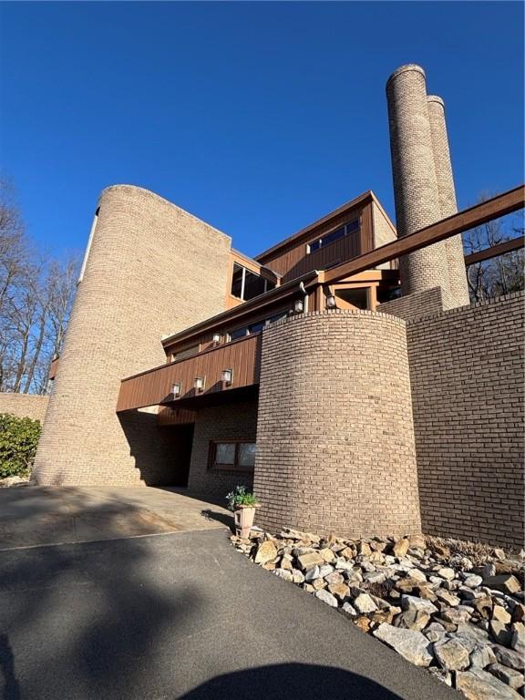 173 Alpine Heights Rd, Saltlick Twp, PA 15622 - view of side of home