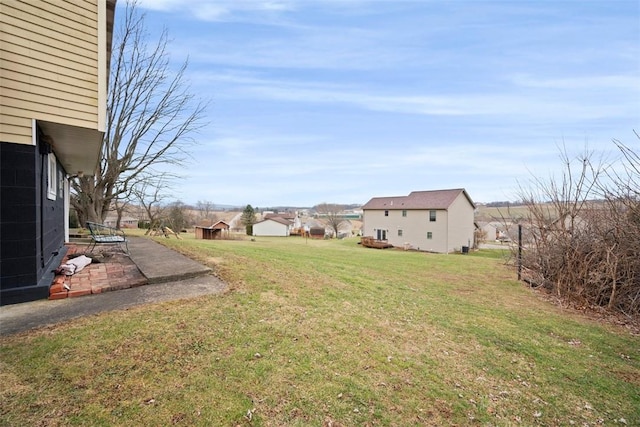 view of yard with a patio