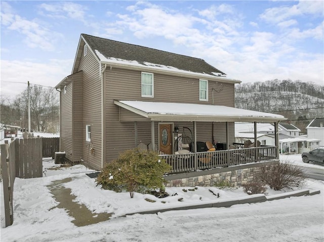 view of front facade featuring covered porch