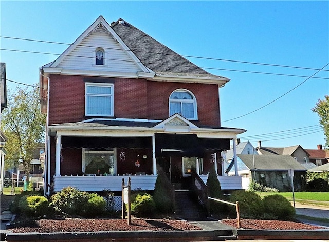 view of front facade with a porch