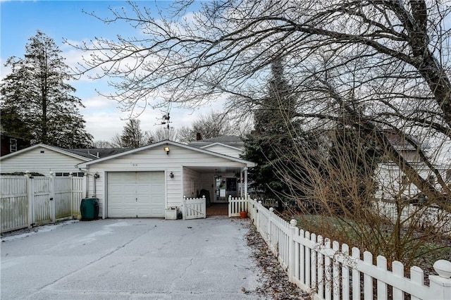 view of front of house featuring a garage