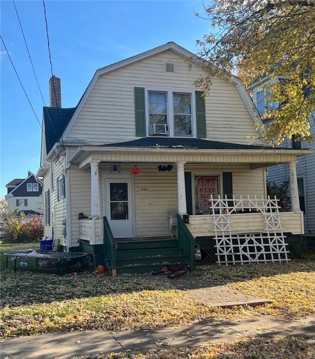 view of front of house featuring a porch