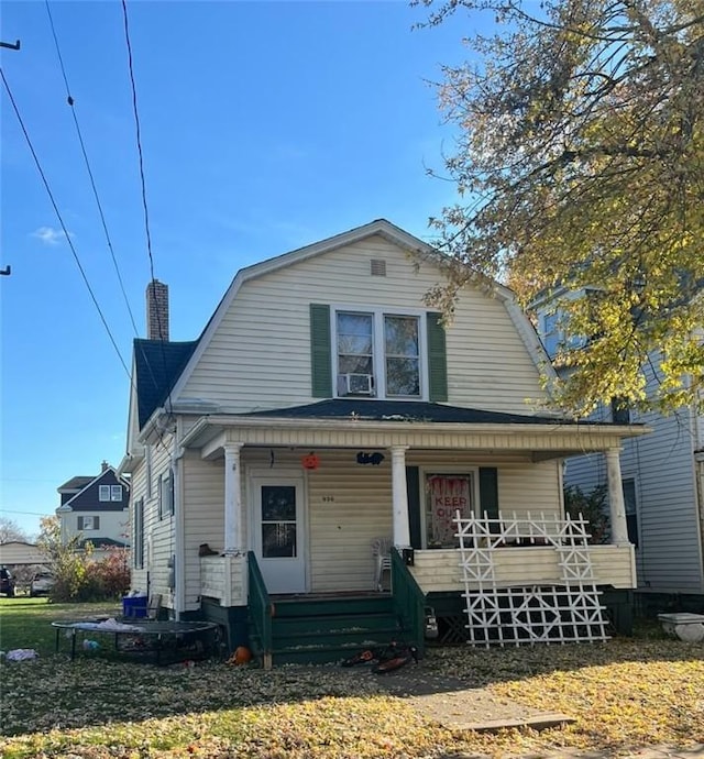 bungalow-style house with covered porch