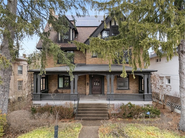 view of front facade with covered porch