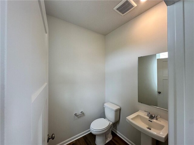 392 Dana Dr, New Stanton, PA 15639 - photo 4