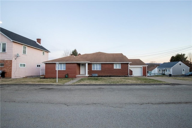 view of front facade with a garage