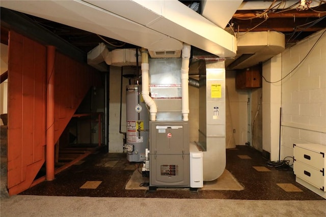 1219 Minnesota Ave, Natrona Hts/Harrison Twp, PA 15065 - utility room featuring water heater, visible vents, and heating unit