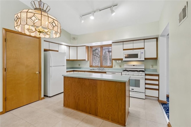 402 Woodside Rd, Forest Hills Boro, PA 15221 - photo 15