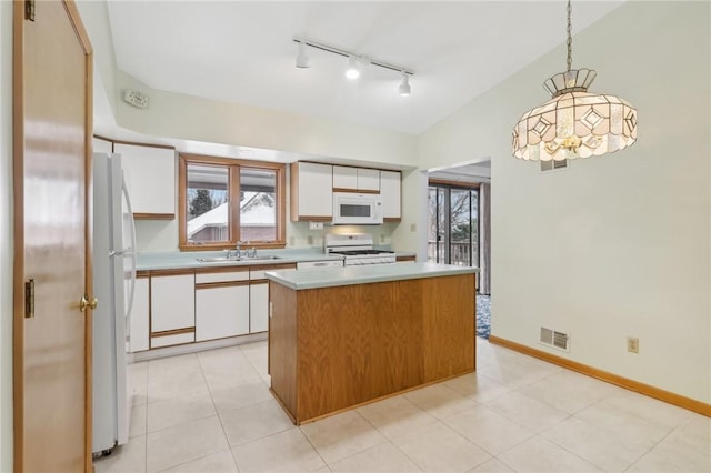 402 Woodside Rd, Forest Hills Boro, PA 15221 - photo 16