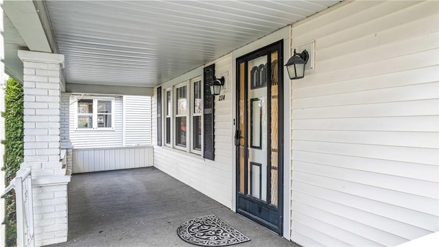 exterior space with a porch