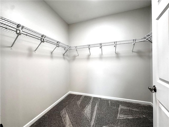 211 Ruby Dr, Menallen Twp, PA 15401 - walk in closet with carpet