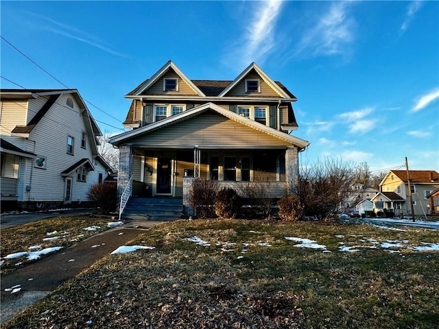 view of front of property featuring a porch