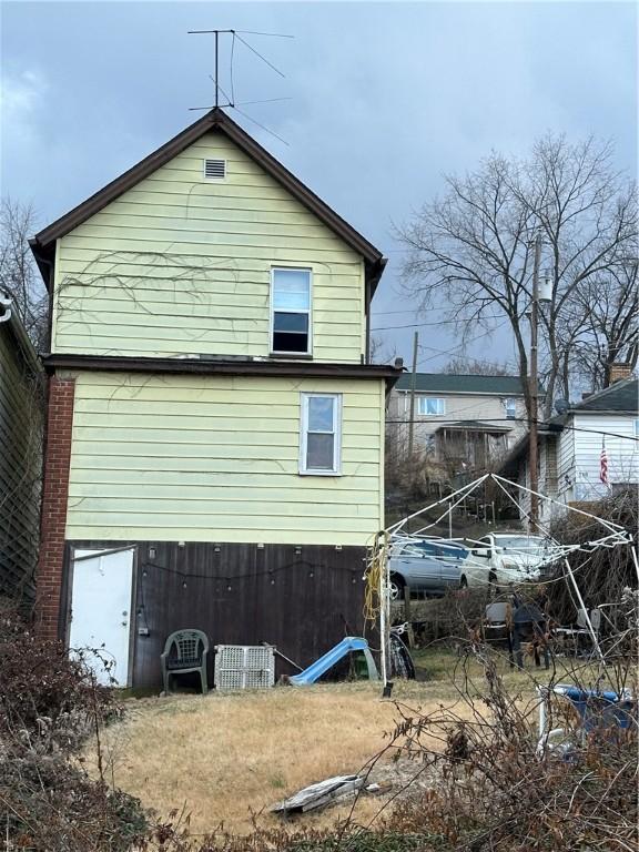 204-206 Cleveland St, Elco, PA 15477 - photo 9