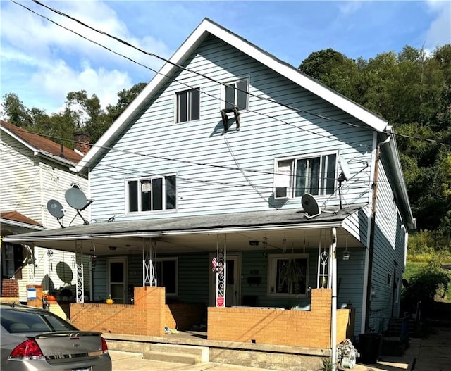 view of front of property with covered porch