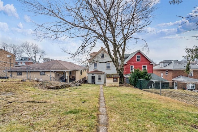 104 Georgetown Ave, West View, PA 15229 - view of yard with fence and a residential view