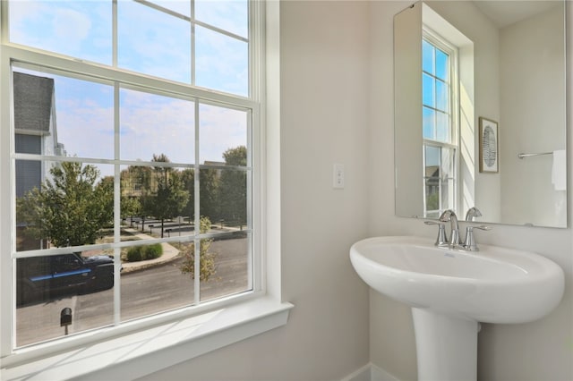 bathroom featuring a sink and visible vents