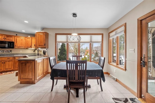 dining room with light tile patterned floors, recessed lighting, visible vents, and baseboards