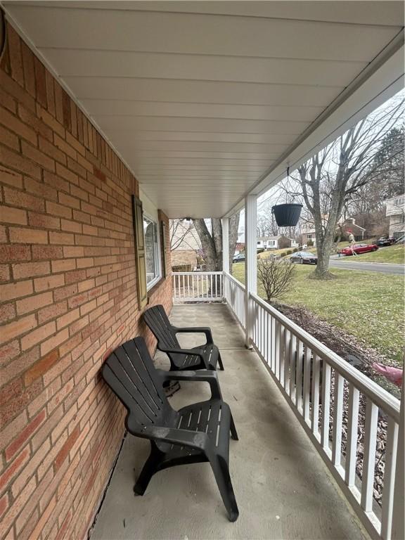 view of patio / terrace featuring covered porch