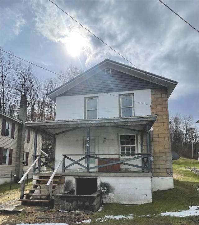 view of front facade with covered porch