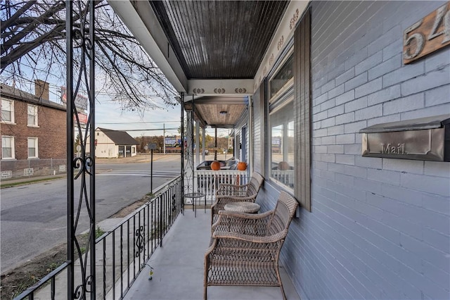 balcony with a porch