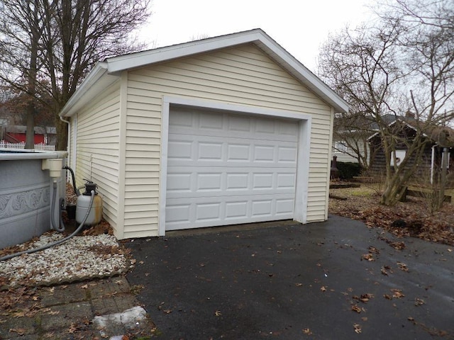 detached garage with driveway